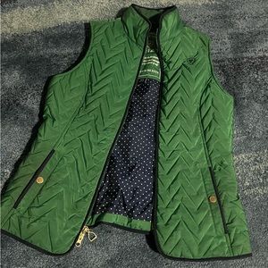 Ariat vest super cute worn once size M